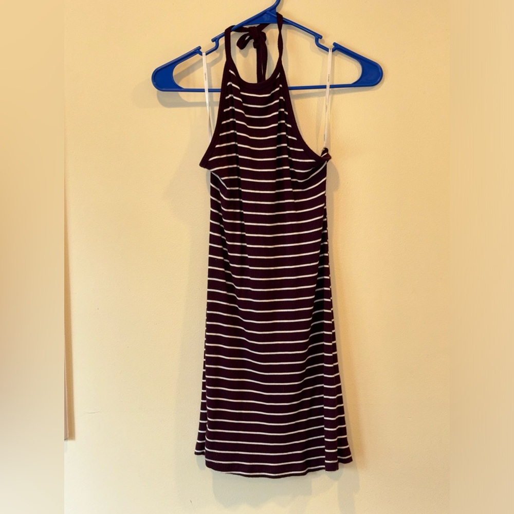Light burgundy with white stripes